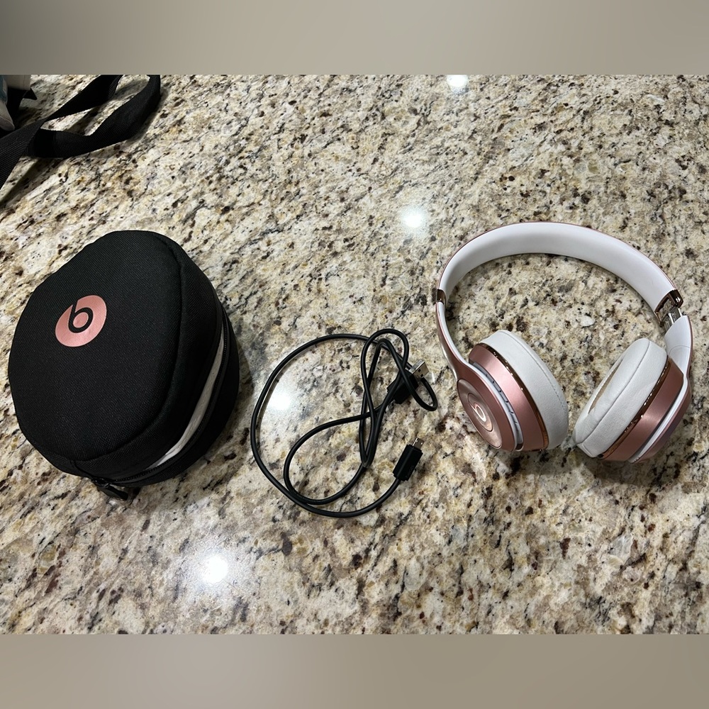 Beats by Dre Solo 3 Bluetooth Headphones